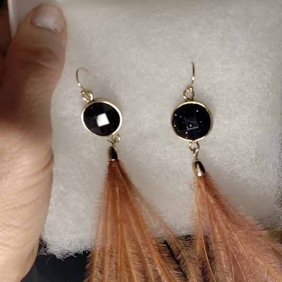 Earrings - Picture 4 of 4